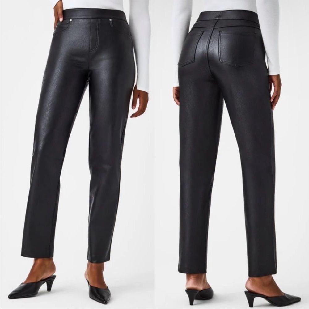 SPANX NWT II Slim Straight Faux Leather Like Crop Pant Black‎ Petite